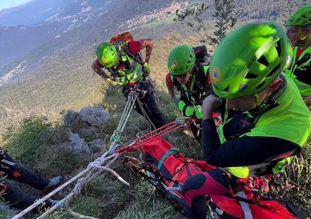 Esercitazione al Campo dei Fiori di Varese per il Soccorso Alpino