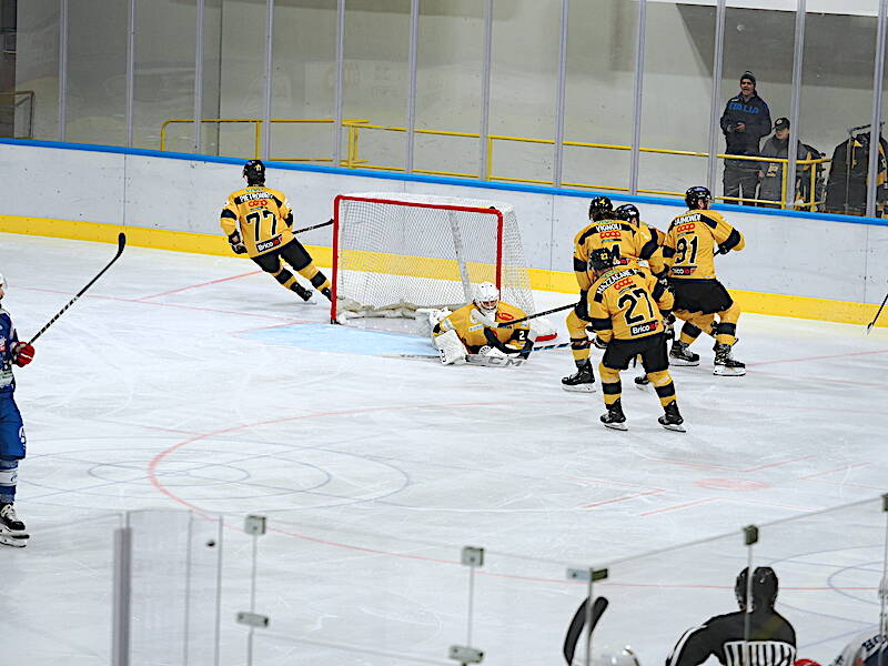 Hockey: i Mastini si impongono sul Como