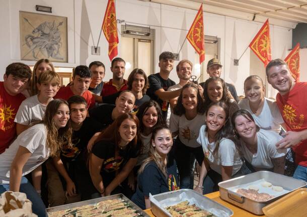 Cena di apertura per la Contrada Legnarello