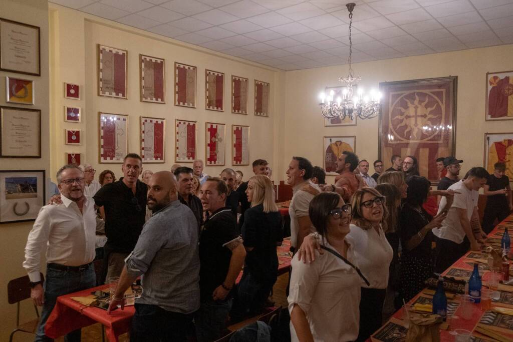 Cena di apertura per la Contrada Legnarello