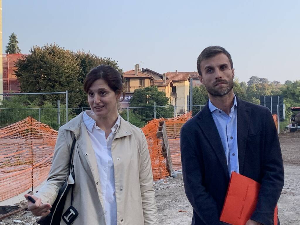 Commissione lavori pubblici nel cantiere di largo flaiano a Varese