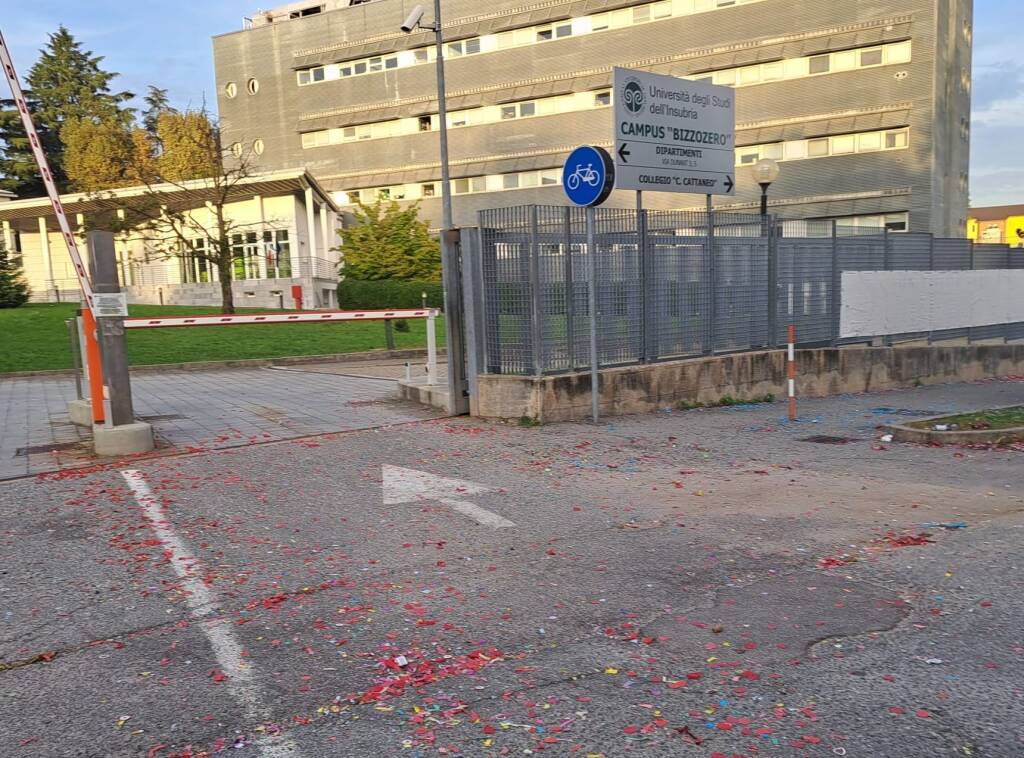 Finiscono sulla strada le gozzoviglie post laurea a Varese