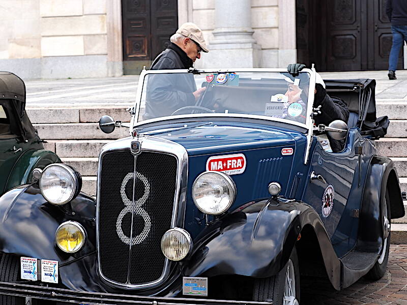 Gallarate si riempie di auto storiche con il "Criterium d'inverno"