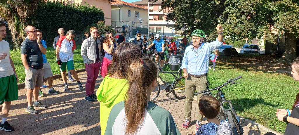 Inaugurato il nuovo tratto della ciclopedonale tra Besozzo/Caravate