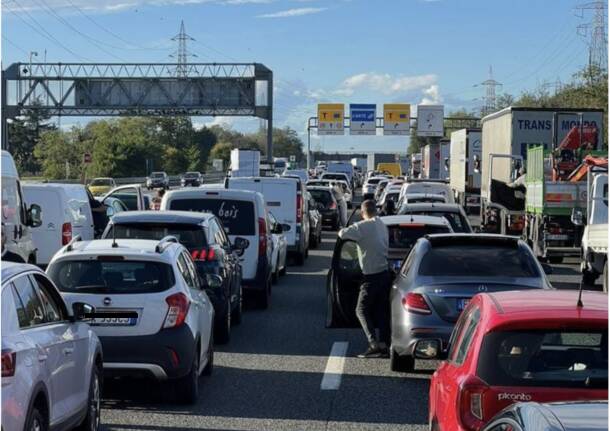 incidente autostrada A8