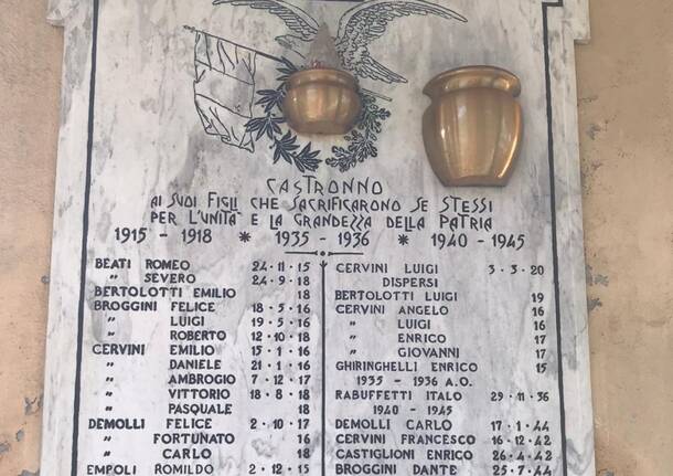 lapide dedicata ai caduti guerre
