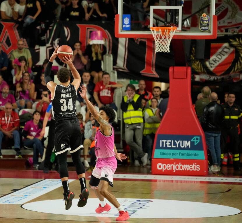 Openjobmetis Varese - Bertram Tortona