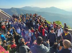Tantissimi giovani al Sacro Monte per celebrare la «Stella del Mattino»