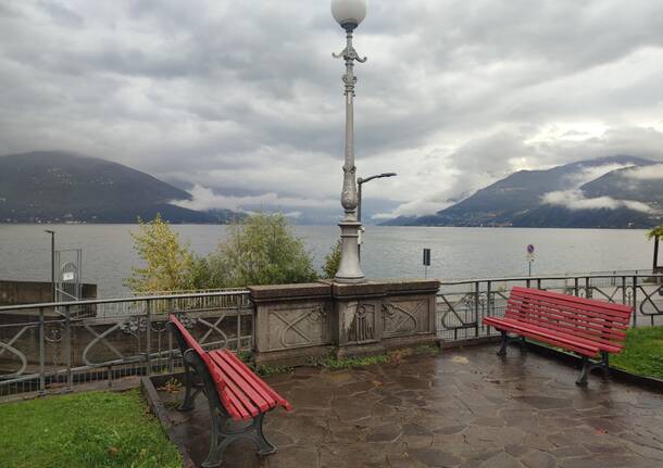 Una bellissima Luino vestita d'autunno