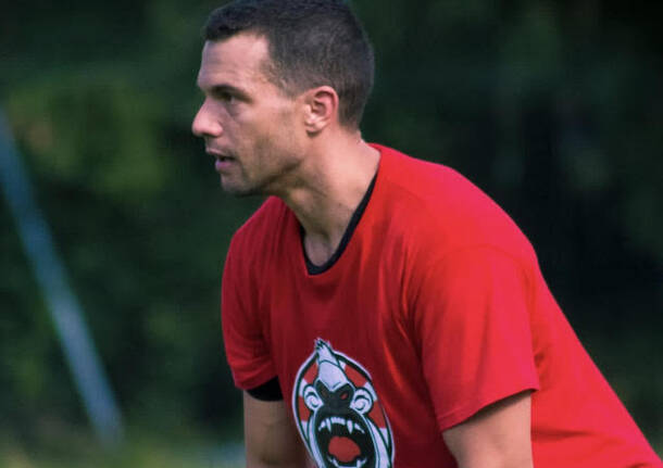 will gaines head coach gorillas varese football americano