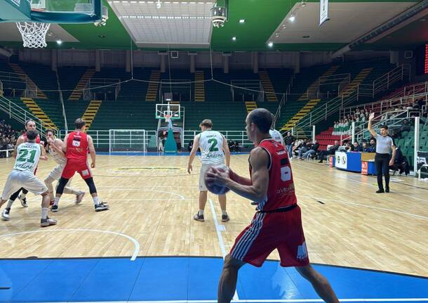 Basket Legnano in terra campana per la sfida contro Avellino