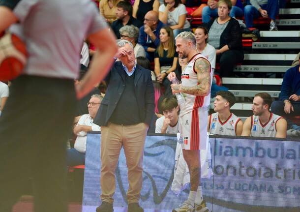 Legnano Basket torna a vincere contro Piacenza – a cura di Daniele Zaffaroni