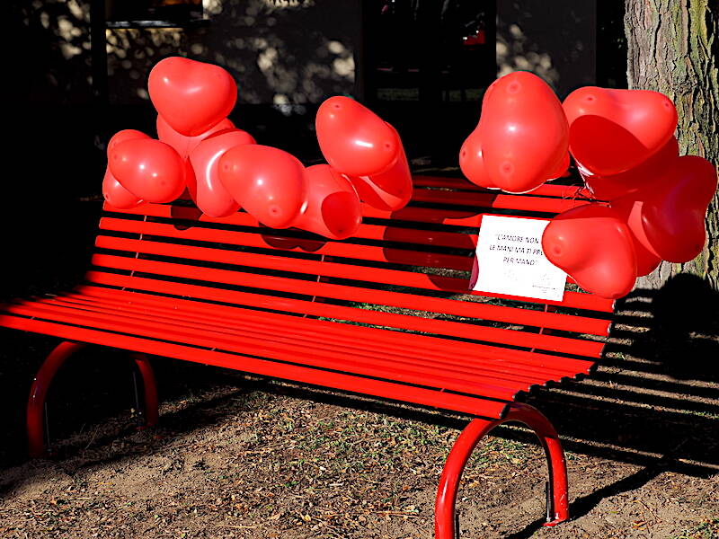 La panchina rossa a Gallarate