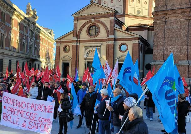 Corteo Cgil in centro a Legnano 