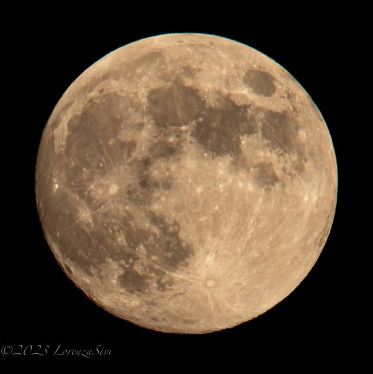 Guarda che luna e che tramonto, le foto di Lorenza Sivi