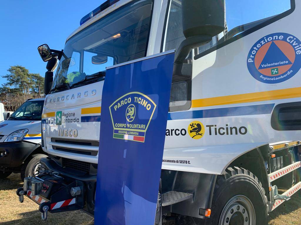 La protezione civile in festa ad Angera 