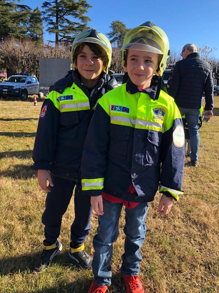 La protezione civile in festa ad Angera 