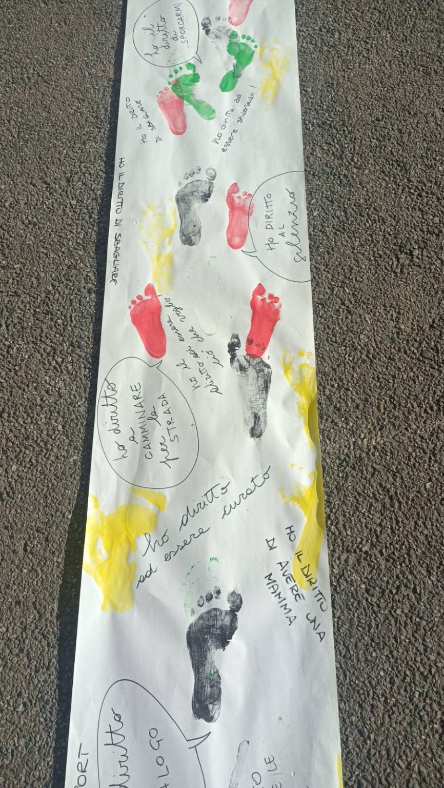 "Non calpestare i diritti dei bambini"