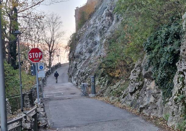 Riaperta al Sacro Monte di Varese via Pasquale Macchi