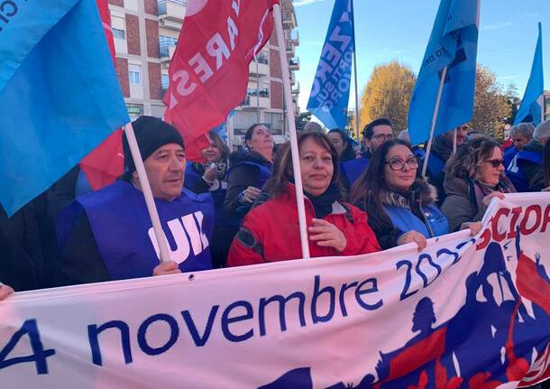 Sciopero generale di Cgil e UIL, il corteo in centro a Varese