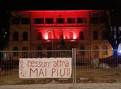 Tradate si illumina per dire "No" alla violenza sulle donne