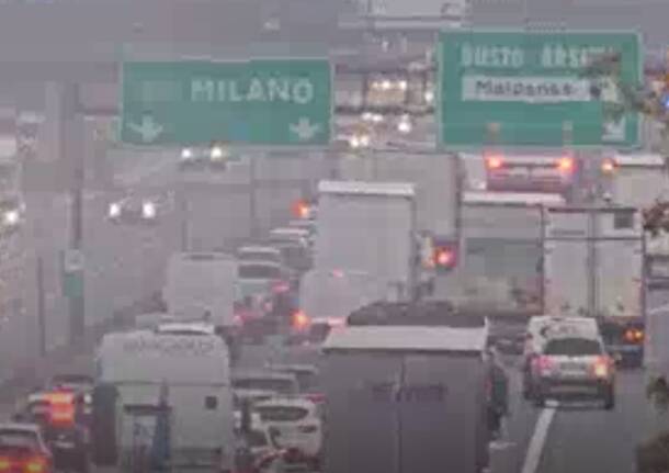 traffico code a8 busto arsizio