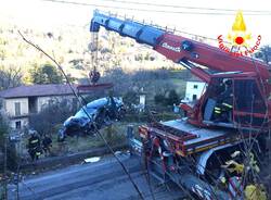 Viggiù - Incidente stradale, intervento dei vigili del fuoco