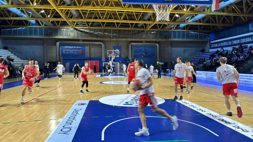 Basket Legnano sfida Caserta in Campania