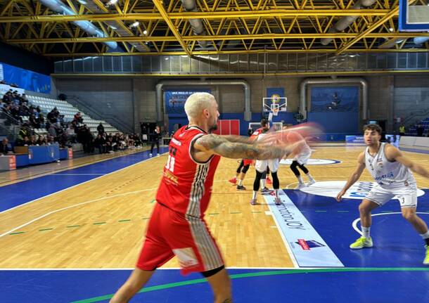 Basket Legnano sfida Caserta in Campania