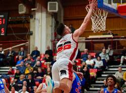 Basket: Legnano sfida Herons Montecatini al Pala Borsani di Castellanza