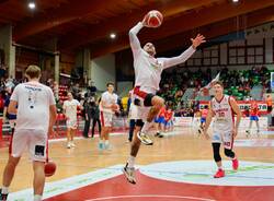 Basket: Legnano sfida Herons Montecatini al Pala Borsani di Castellanza