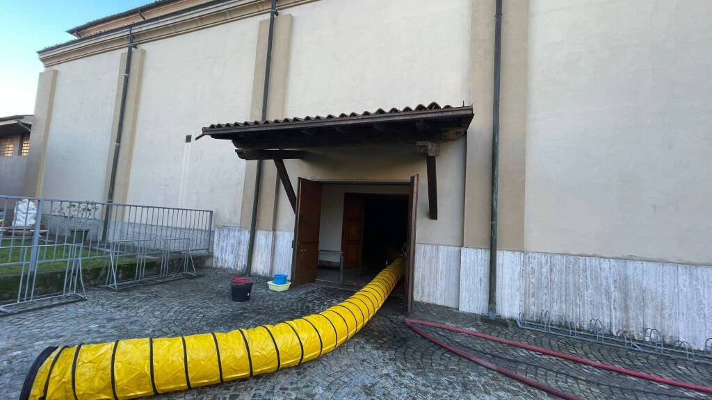Bruciato il presepe di Villastanza a Parabiago