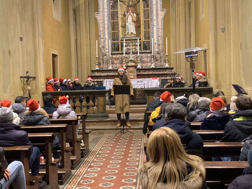  Canti, luci e borse di studio a Sant'Eusebio con la Pro Loco di Casciago 