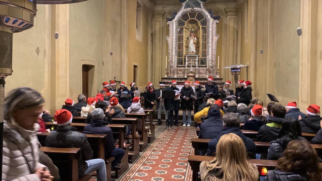  Canti, luci e borse di studio a Sant'Eusebio con la Pro Loco di Casciago 