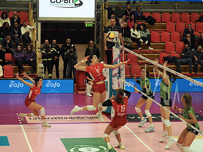 Uyba Busto Arsizio - Volley Bergamo 3-1