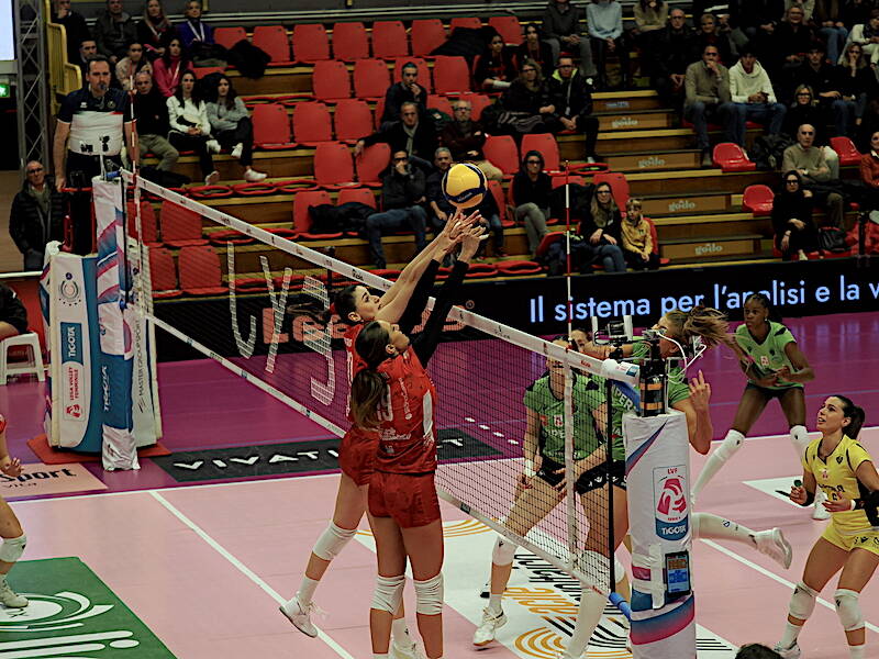 Uyba Busto Arsizio - Volley Bergamo 3-1