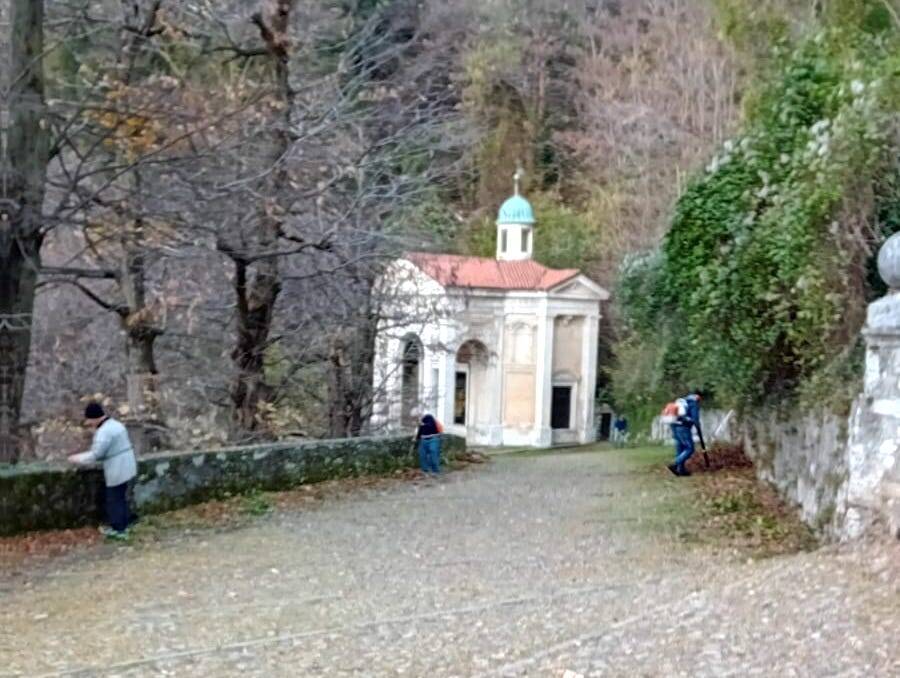 Il Cai Senior ripuliscono la Via Sacra