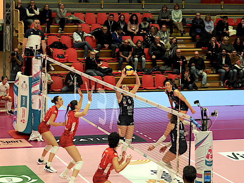 Uyba Busto A. - Itas Trentino 3-0