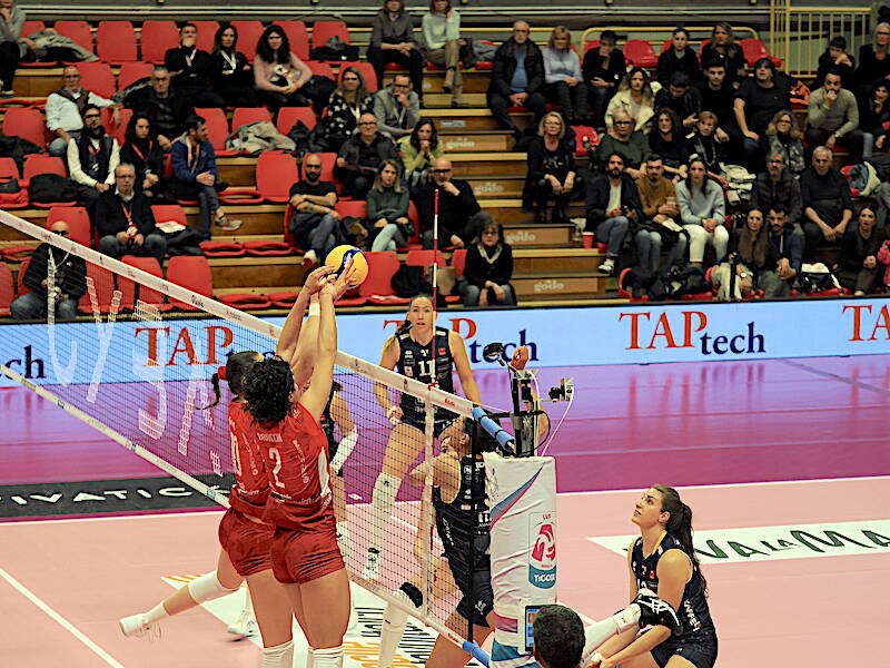 Uyba Busto A. - Itas Trentino 3-0