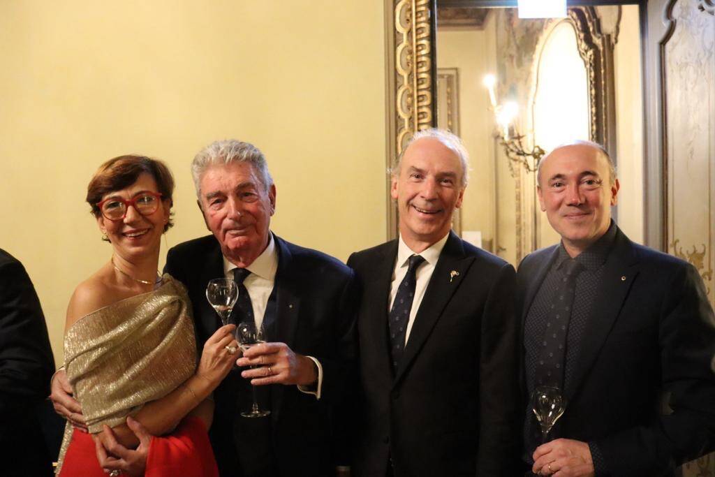 Cena Natale Legnano Host