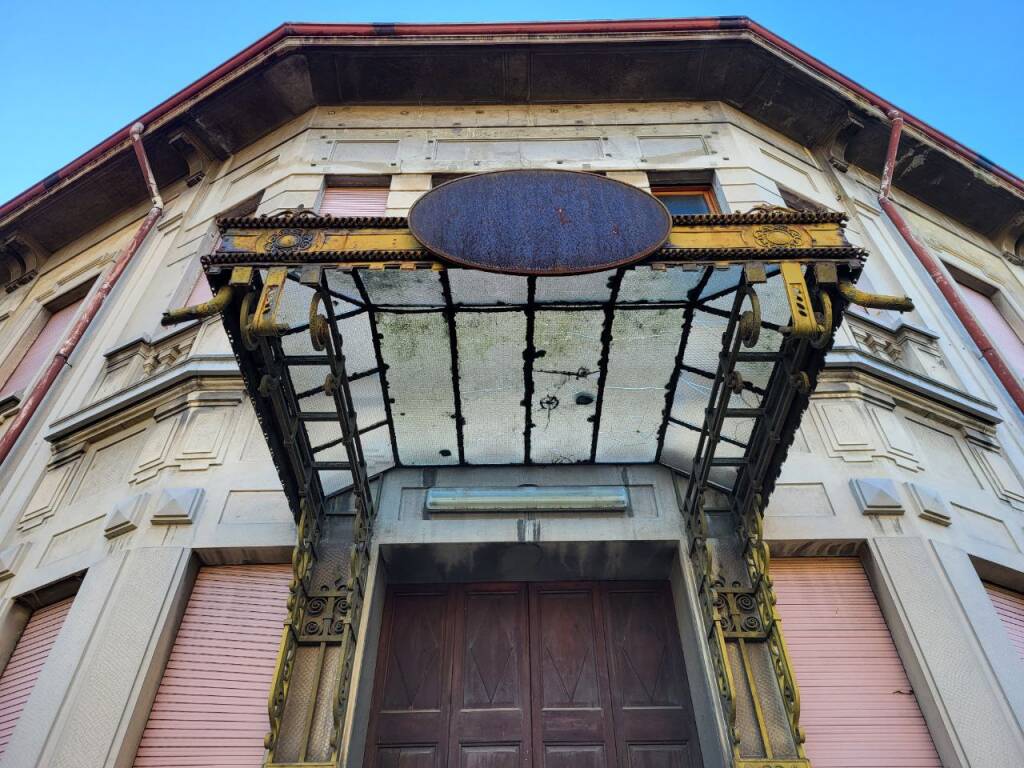 Dentro l'ex Liceo Verri di Legnano