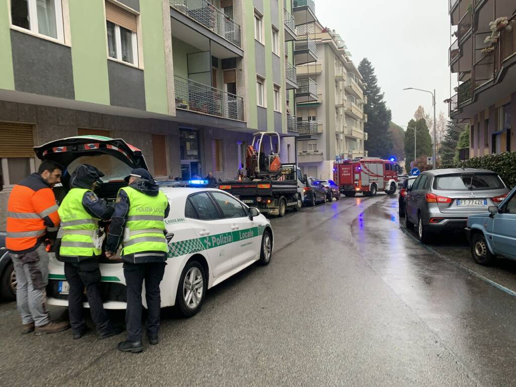 Fuga di gas in via Bligny a Varese, intervengono i vigili del fuoco