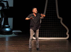 Giuseppe Giacobazzi al Teatro di Varese - foto di Roberto Gernetti