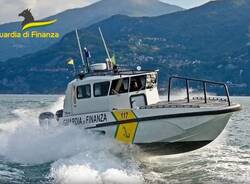 Guardia di finanza sul lago di como