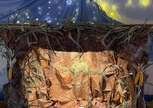 Il presepe vivente dei bambini di Cadrezzate con Osmate