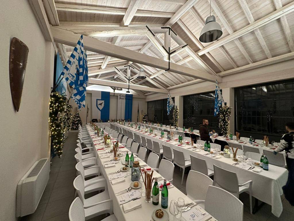 La cena di Natale 2023 nella Contrada Sant'Erasmo a Legnano