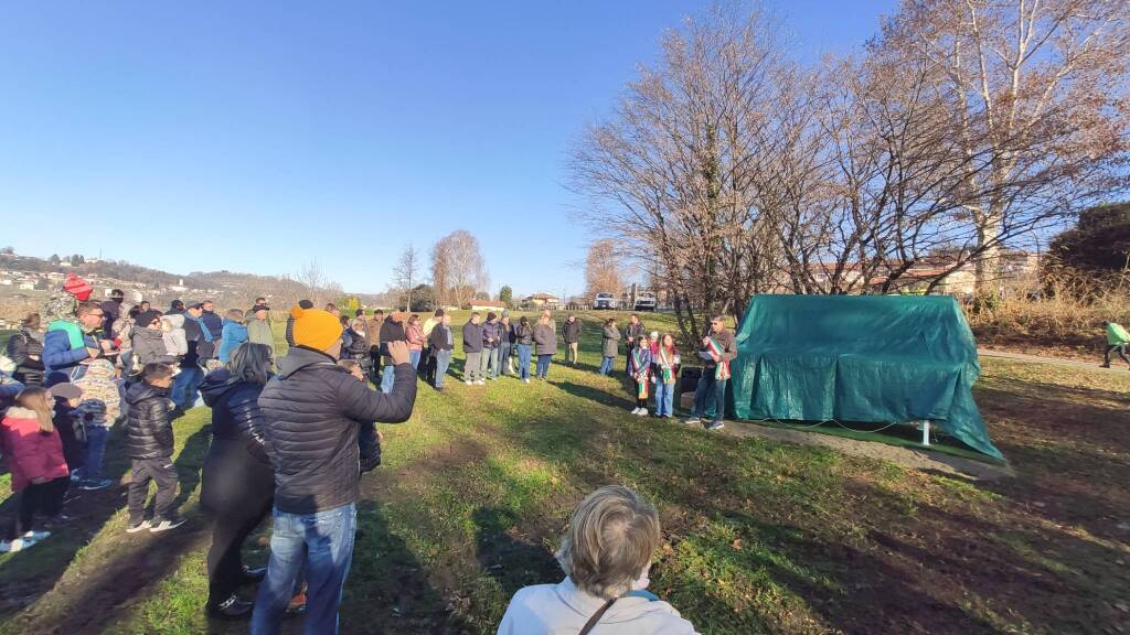 La prima "big bench" del Lago di Comabbio