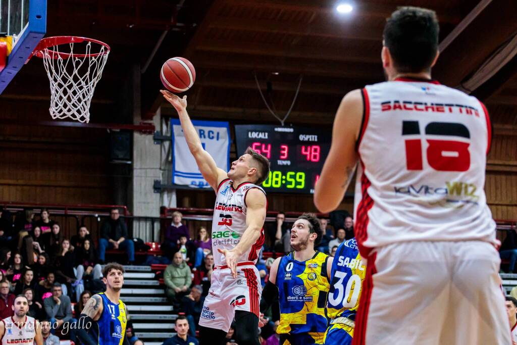 La sfida tra Legnano e Fiorenzuola nelle foto di Ermanno Gallo