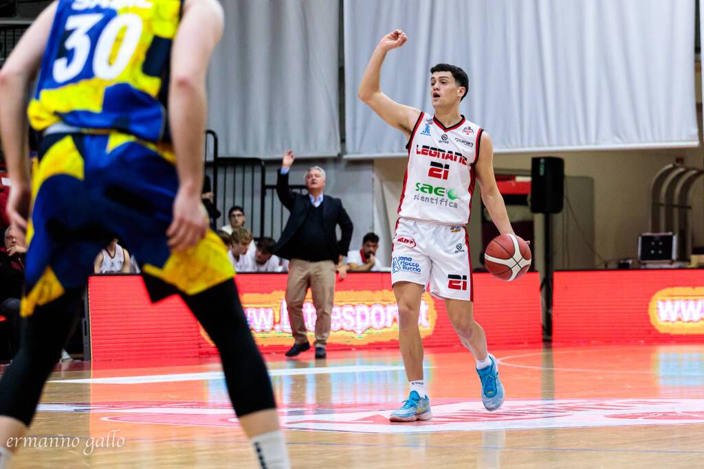La sfida tra Legnano e Fiorenzuola nelle foto di Ermanno Gallo