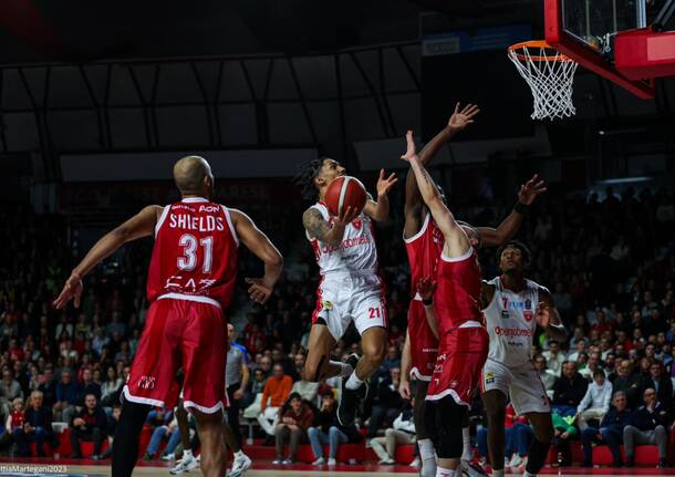 Openjobmetis Varese - EA7 Emporio Armani Milano